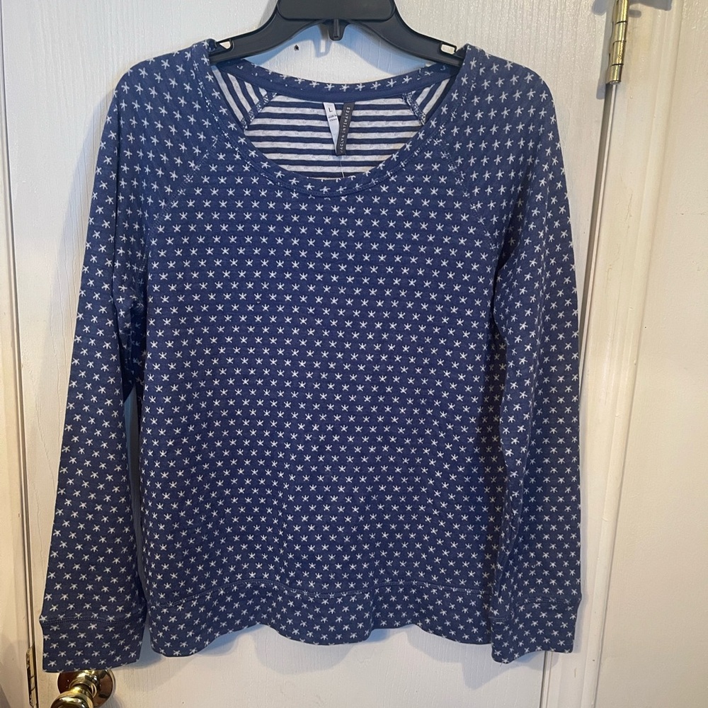 Jaclyn Intimates Blue Star Pattern Pajama set